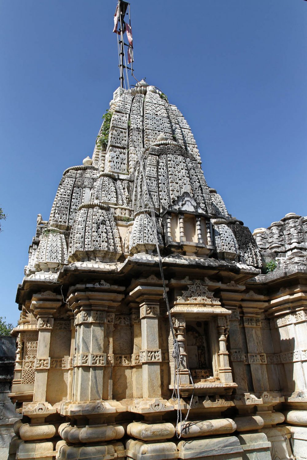 1025_Ambaji-Jain-Temple-2.jpg