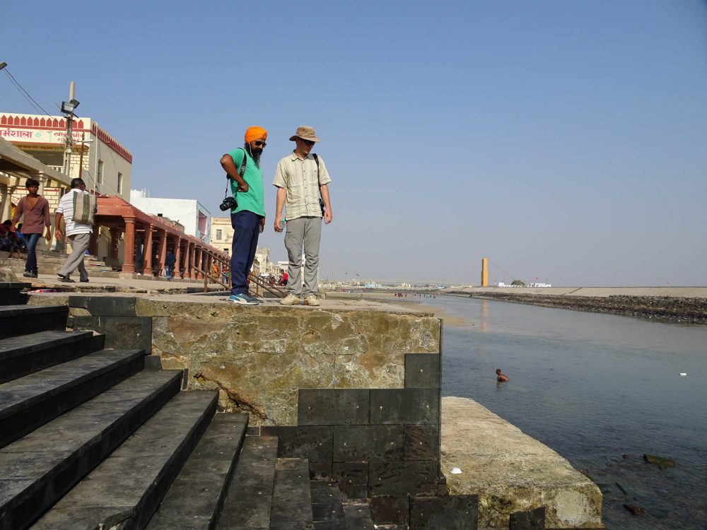 1101_Dwarka_Ghats (1).jpg 1101_Dwarka_Ghats-1.jpg