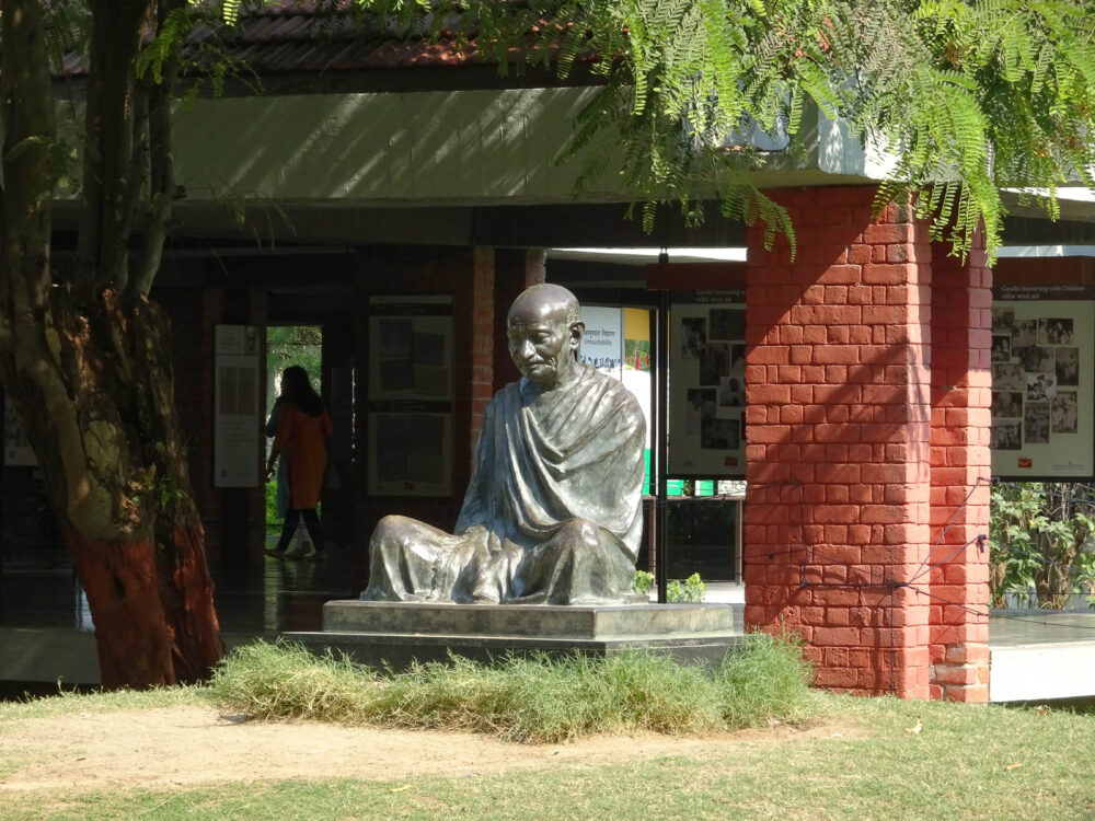 1108_Gandhi-ashram-0.jpg