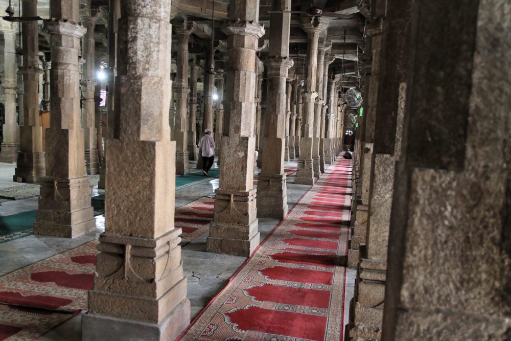 1108_Jumma-Masjid-mosque-3.jpg